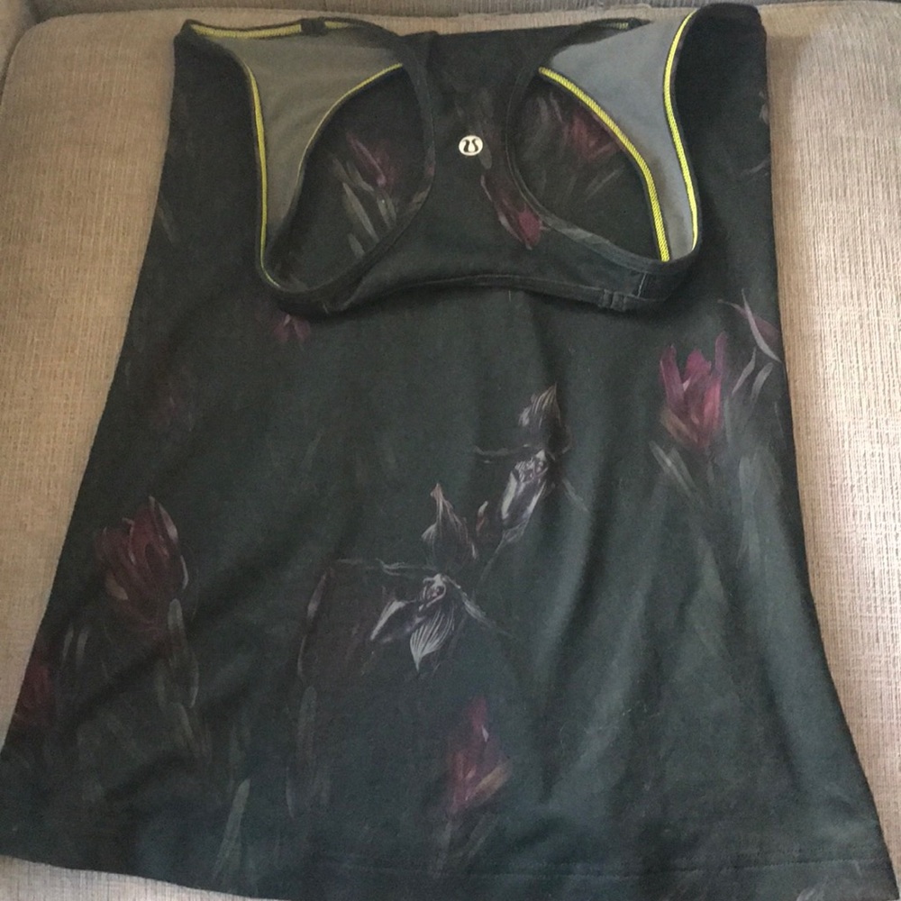Lululemon tank top